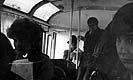 Отъезд. Пересадка в казённый лагерный автобус. Макарова, Филатов в шляпе, Чернов стоит, Журавлёв