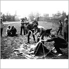Спортивный день: турслёт. Разворачивается палатка